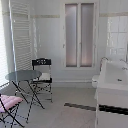 Aude Cite-city Bed and Breakfast