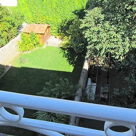 Aude Cite-city فندق مبيت وإفطار