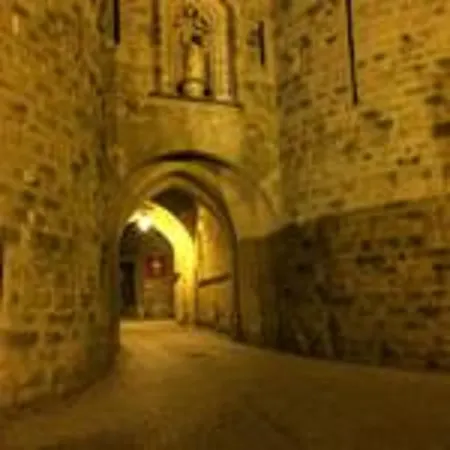 Aude Cite-city Alojamento de Acomodação e Pequeno-almoço Carcassonne